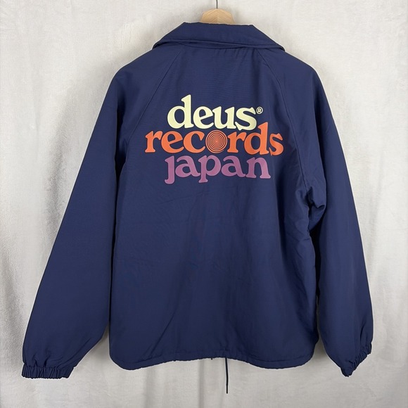 Deus Ex Machina Strata Coach Jacket Mens Small Blue Japan Records Motorcycle NEW - Picture 7 of 8
